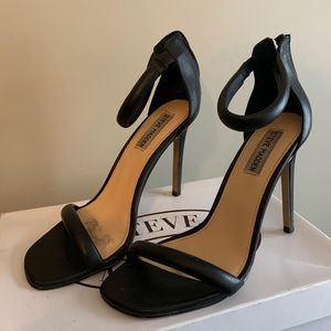Steve Madden Black Leather Heels Size 8